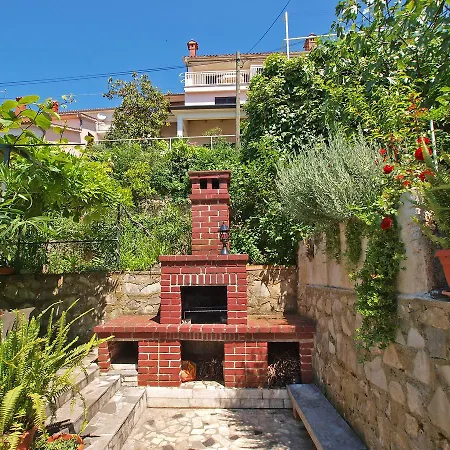 And 155 Guest house 3*