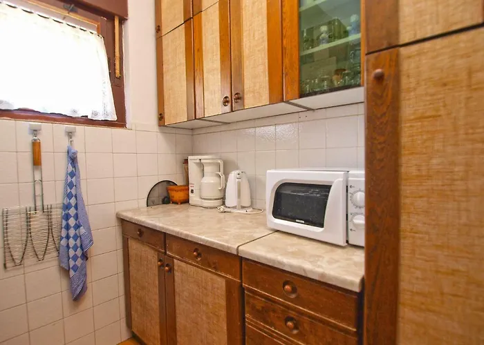 Πανσιόν And 155